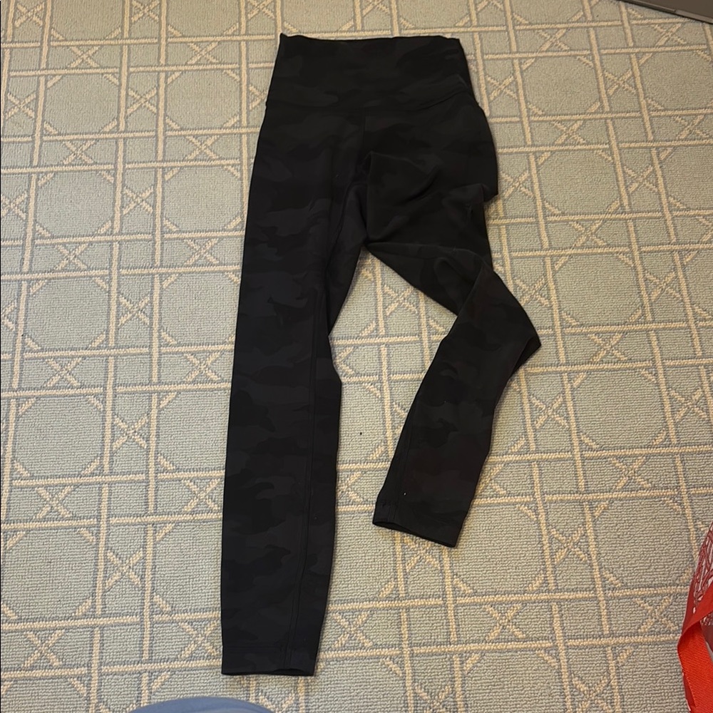 Lululemon Black Camp align leggings
